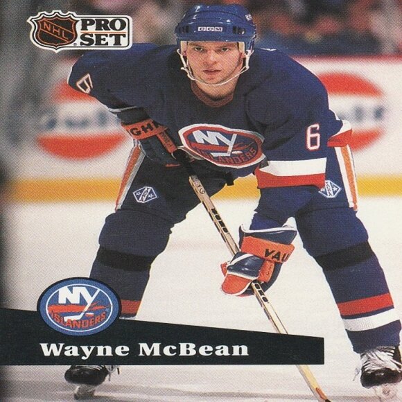 Wayne McBean Hockey Card Collection - Picture 3 of 3